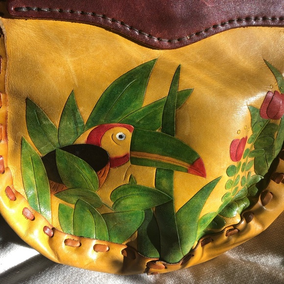 Vintage tooled leather toucan crossbody purse - Picture 2 of 13